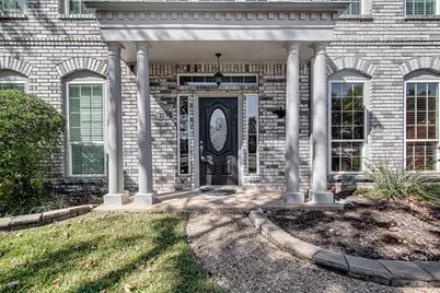 2703 Kingswood Court, Arlington, TX 76001 - Photo 3