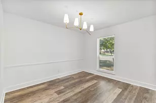 2814 Lindbergh Dr, Dallas, TX 75228 - Photo 11