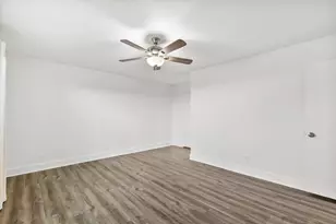 2814 Lindbergh Dr, Dallas, TX 75228 - Photo 21