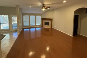 9220 Water Oak Dr, Arlington, TX 76002 - Photo 5