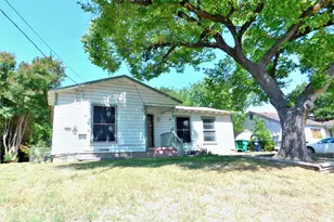 1515 Snyder St, Denton, TX 76209 - Photo 1