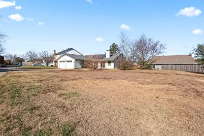 2308 Stonebrook Circle, Carrollton, TX 75007 - Photo 27