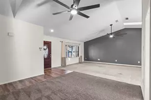 2308 Stonebrook Cir, Carrollton, TX 75007 - Photo 9