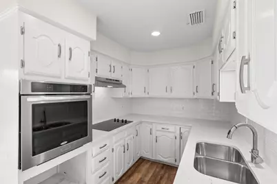 2308 Stonebrook Circle, Carrollton, TX 75007 - Photo 15