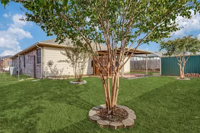 2529 Castle Pines Drive, Burleson, TX 76028 - Photo 15