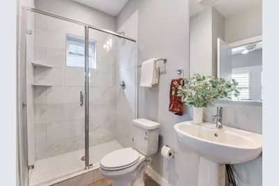 1621 Kyle Avenue, Dallas, TX 75208 - Photo 9