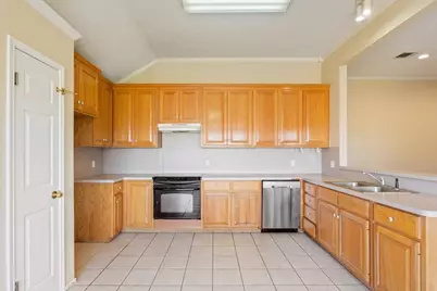 708 N Old Robinson Road, Robinson, TX 76706 - Photo 13