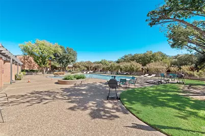 520 E Avenue J #C, Grand Prairie, TX 75050 - Photo 13