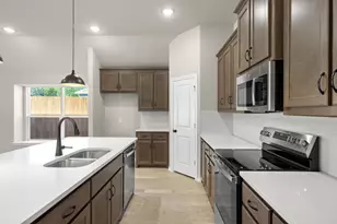 541 Waterford Pk Blvd, Weatherford, TX 76087 - Photo 7