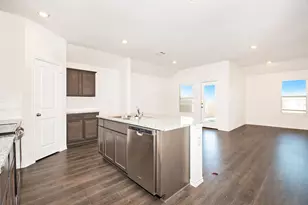 941 Fueller Dr, Aubrey, TX 76227 - Photo 9