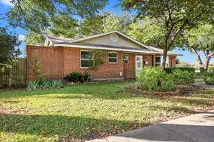 2326 Stanford St, Garland, TX 75041 - Photo 5