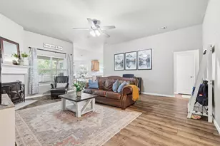 917 New York Ave, Midlothian, TX 76065 - Photo 9