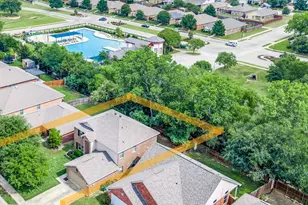 8924 Holliday Ln, Aubrey, TX 76227 - Photo 3