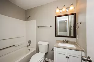 9628 Michelle Dr, Dallas, TX 75217 - Photo 17