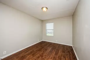 9628 Michelle Dr, Dallas, TX 75217 - Photo 15