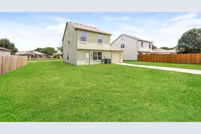 9628 Michelle Drive, Dallas, TX 75217 - Photo 19