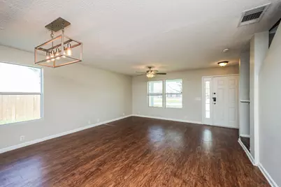 9628 Michelle Drive, Dallas, TX 75217 - Photo 7