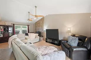 7728 Portman Ave, Fort Worth, TX 76112 - Photo 5