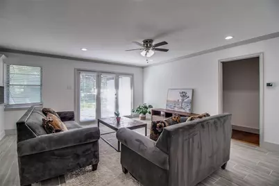 702 Ridgedale Drive, Garland, TX 75041 - Photo 3