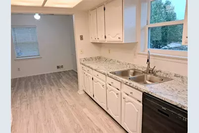 9815 Broken Bow Road, Dallas, TX 75238 - Photo 5