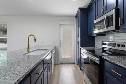 1011 W Hull Street, Denison, TX 75020 - Photo 13