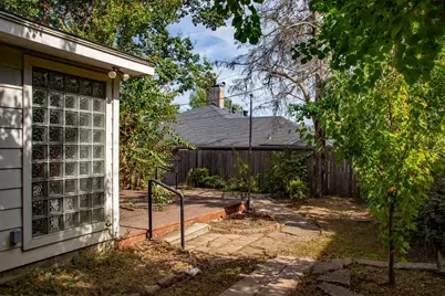 3320 E Houston Street, Paris, TX 75460 - Photo 21