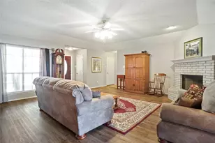1116 Shadow Ridge Dr, Azle, TX 76020 - Photo 5
