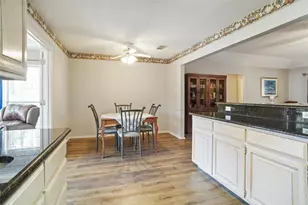 1116 Shadow Ridge Dr, Azle, TX 76020 - Photo 7