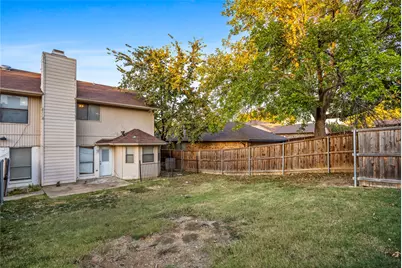 1718 Saint James Drive, Carrollton, TX 75007 - Photo 31