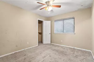 1718 St James Dr, Carrollton, TX 75007 - Photo 25