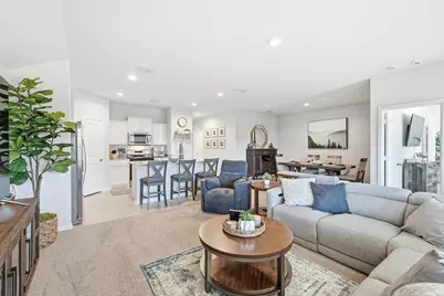 633 Captree Lane, Fort Worth, TX 76131 - Photo 3