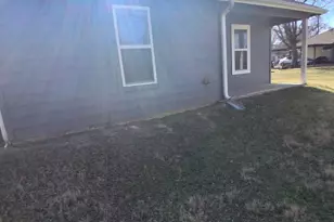 1102 Hemphill St, Greenville, TX 75401 - Photo 11