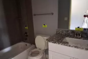 1102 Hemphill St, Greenville, TX 75401 - Photo 9