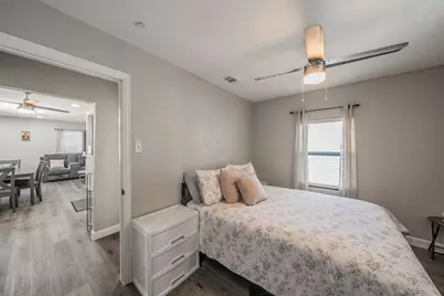 4506 Roberts Avenue, Dallas, TX 75215 - Photo 7