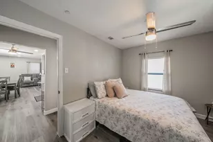 4506 Roberts Ave, Dallas, TX 75215 - Photo 7