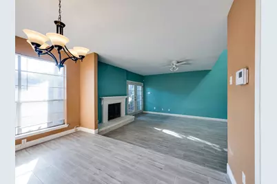 12554 Burninglog Lane, Dallas, TX 75243 - Photo 11