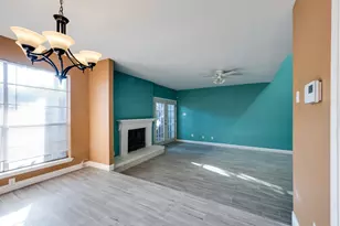 12554 Burninglog Ln, Dallas, TX 75243 - Photo 11