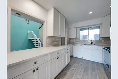 12554 Burninglog Lane, Dallas, TX 75243 - Photo 5