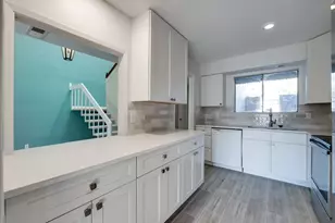 12554 Burninglog Ln, Dallas, TX 75243 - Photo 5