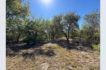 1036 Mallard Pointe Drive, Grand Prairie, TX 75104 - Photo 21