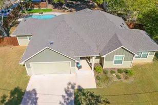 109 S Florence St, Tioga, TX 76271 - Photo 37