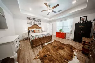 109 S Florence St, Tioga, TX 76271 - Photo 17