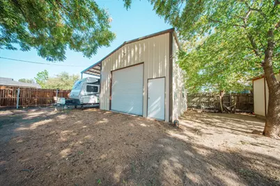 109 S Florence Street, Tioga, TX 76271 - Photo 33