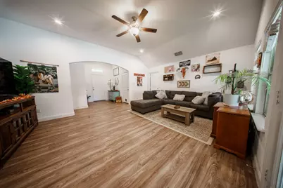 109 S Florence Street, Tioga, TX 76271 - Photo 9