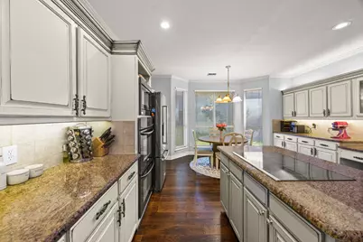 2115 Alto Avenue, Carrollton, TX 75007 - Photo 9