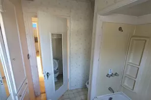 2131 Hubbard St, Paris, TX 75460 - Photo 9