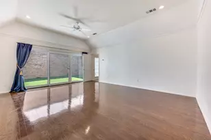 3235 Stonehenge Ln, Carrollton, TX 75006 - Photo 31