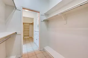 3235 Stonehenge Ln, Carrollton, TX 75006 - Photo 35