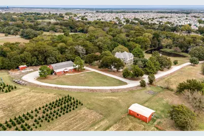 1833 Dr Sanders Road, Cross Roads, TX 76227 - Photo 7