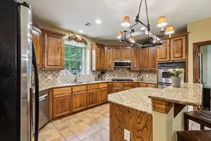 1810 Skipaway Dr, Rowlett, TX 75088 - Photo 5